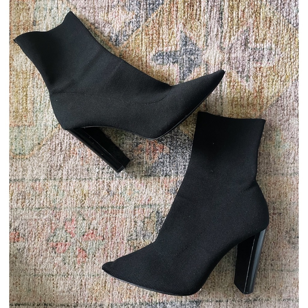 ASOS Ankle boot! Size: 9